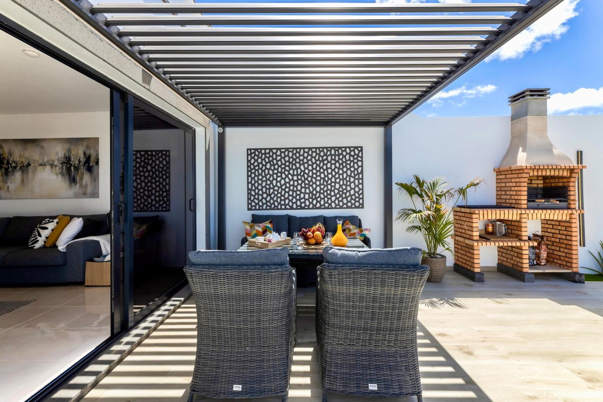 Villa Playa Blanca - Heated Pool, Aircon Kültér fotó